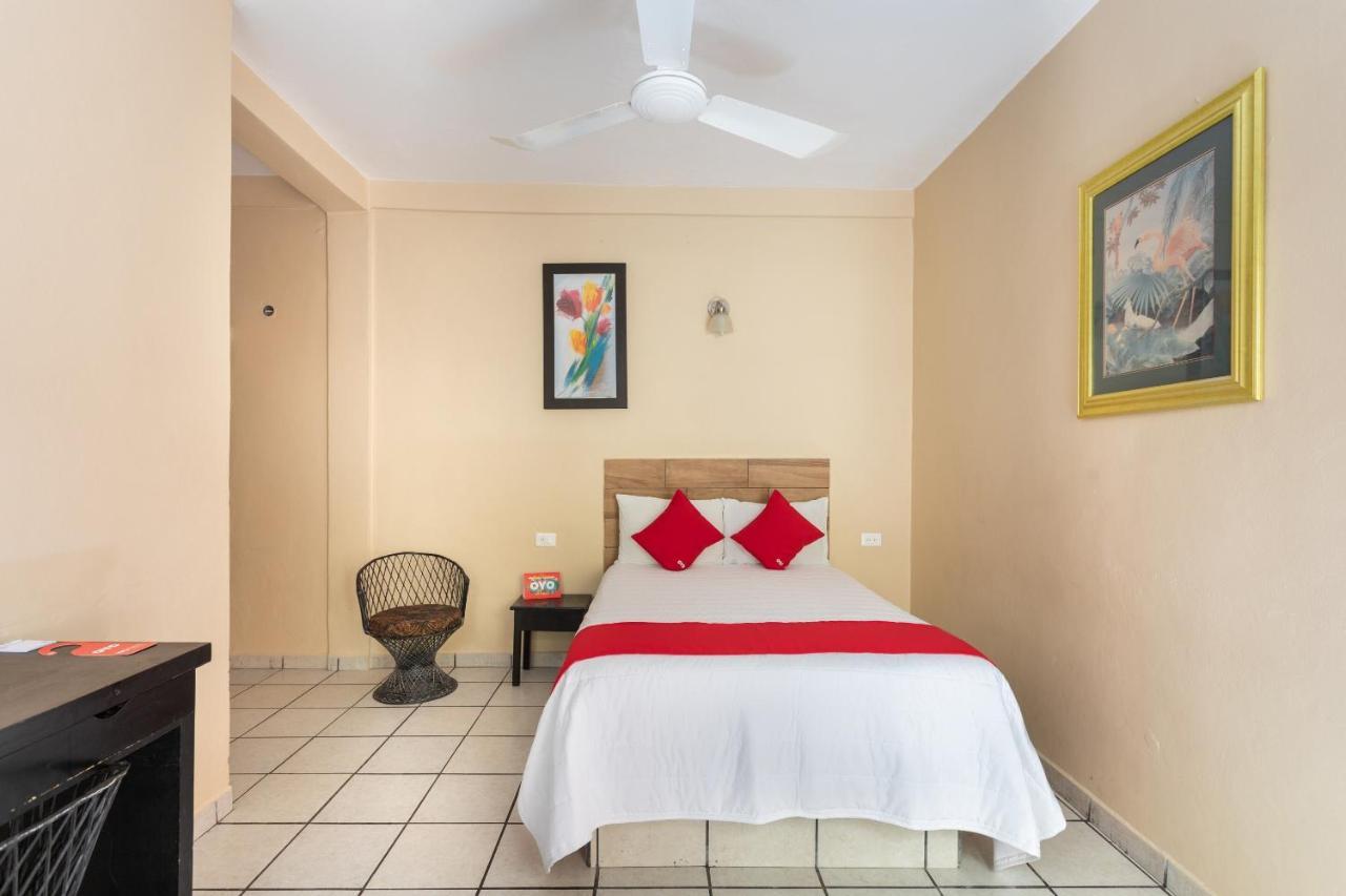 Hotel Costa Azul Chetumal Bagian luar foto