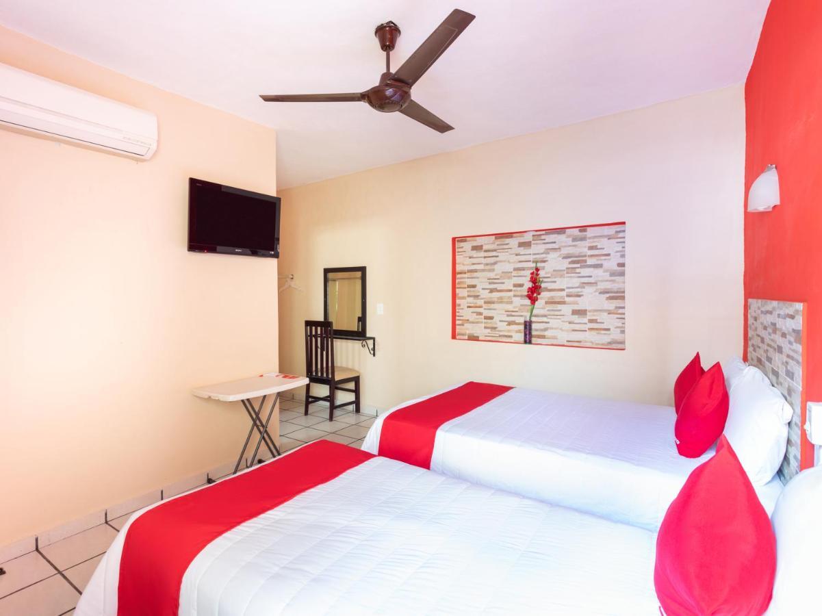 Hotel Costa Azul Chetumal Bagian luar foto